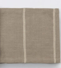 Load image into Gallery viewer, Rhodes Linen Placemats S/4
