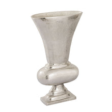 Load image into Gallery viewer, Brigitte Vase
