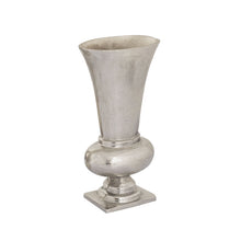 Load image into Gallery viewer, Brigitte Vase
